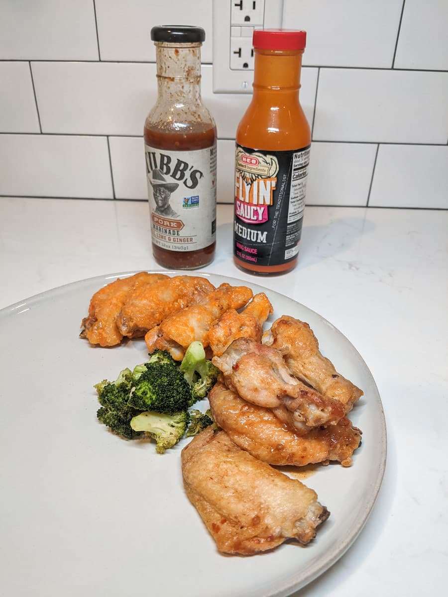 Chicken Wings With Brocolli